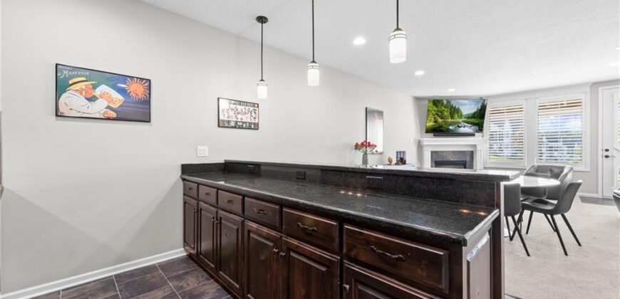 6140 Lime Stone Court, Parkville, MO 64152