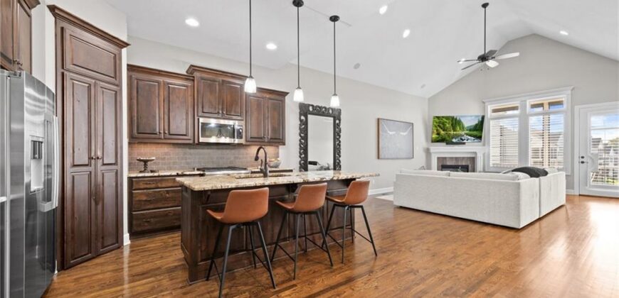 6140 Lime Stone Court, Parkville, MO 64152