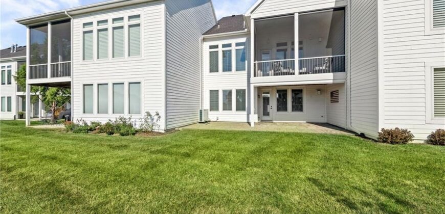 6140 Lime Stone Court, Parkville, MO 64152