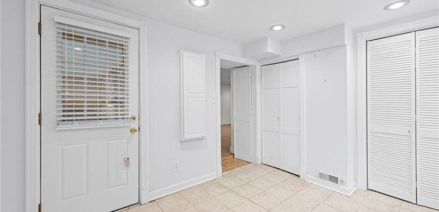 9609 NW 77th Terrace, Weatherby Lake, MO 64152