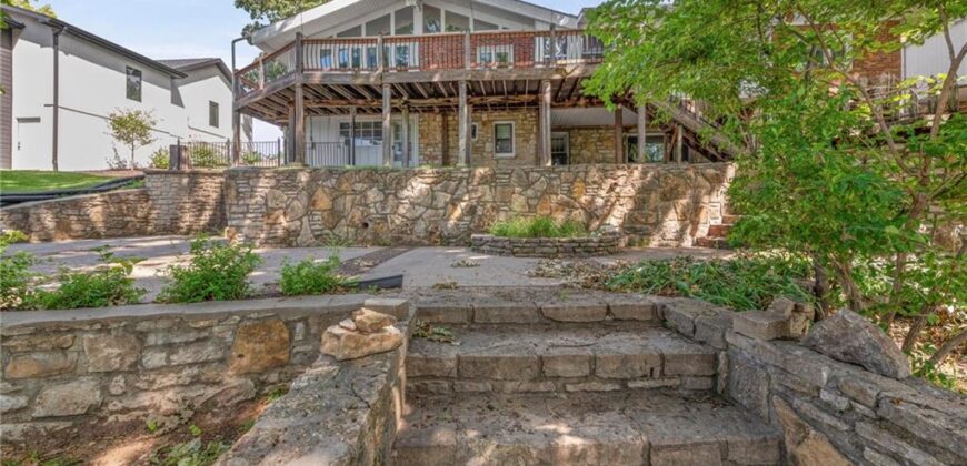 9609 NW 77th Terrace, Weatherby Lake, MO 64152