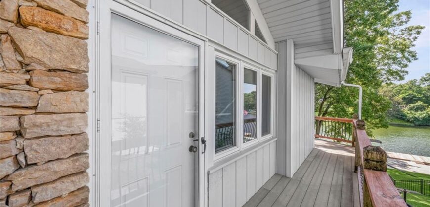 9609 NW 77th Terrace, Weatherby Lake, MO 64152