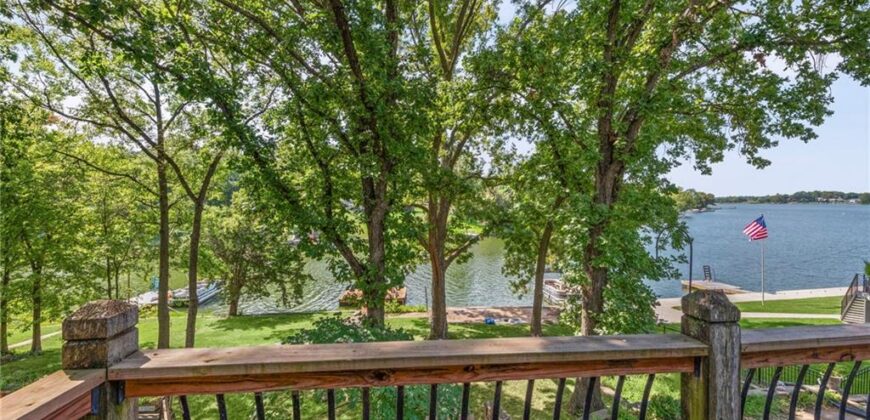 9609 NW 77th Terrace, Weatherby Lake, MO 64152