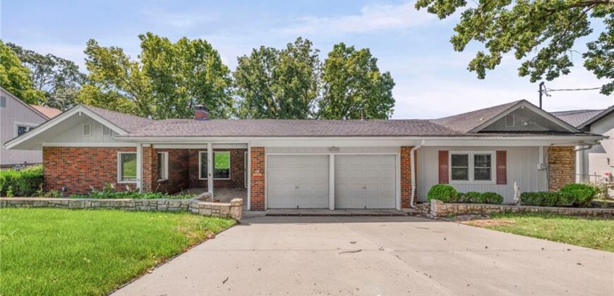 9609 NW 77th Terrace, Weatherby Lake, MO 64152