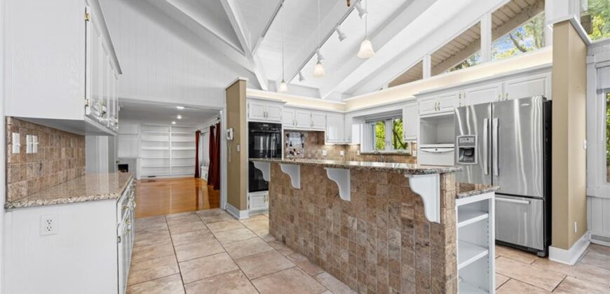 9609 NW 77th Terrace, Weatherby Lake, MO 64152