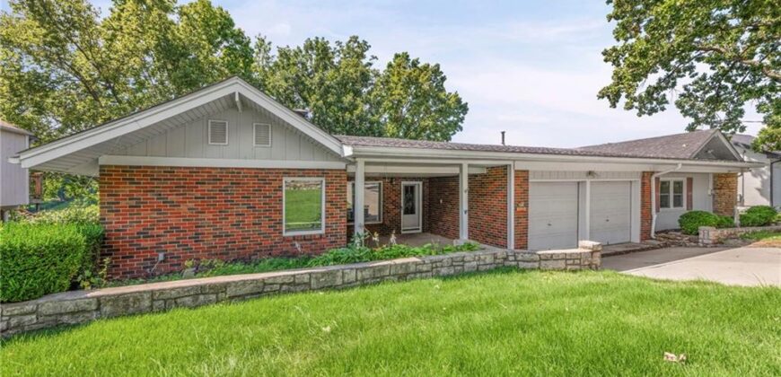 9609 NW 77th Terrace, Weatherby Lake, MO 64152