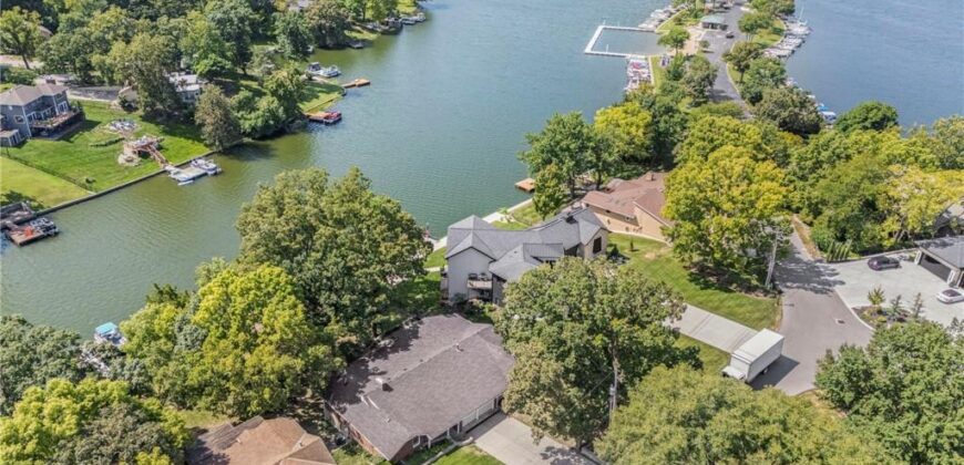 9609 NW 77th Terrace, Weatherby Lake, MO 64152