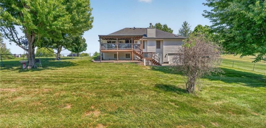 14318 Kimberly Drive, Excelsior Springs, MO 64024