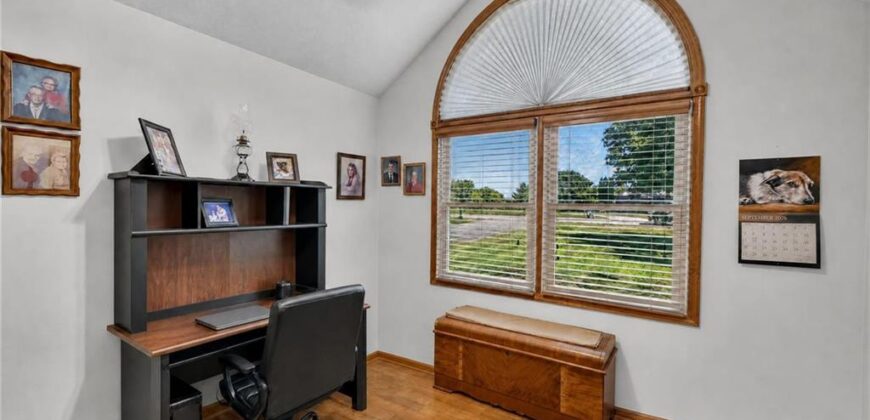 14318 Kimberly Drive, Excelsior Springs, MO 64024