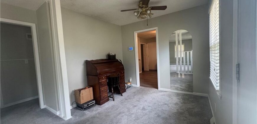 3736 N Lister Avenue, Kansas City, MO 64117