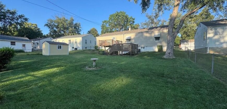 3736 N Lister Avenue, Kansas City, MO 64117