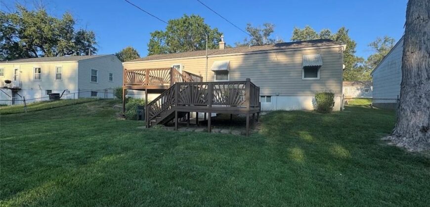 3736 N Lister Avenue, Kansas City, MO 64117