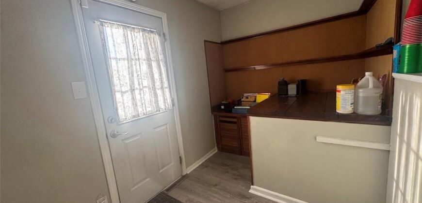 3736 N Lister Avenue, Kansas City, MO 64117