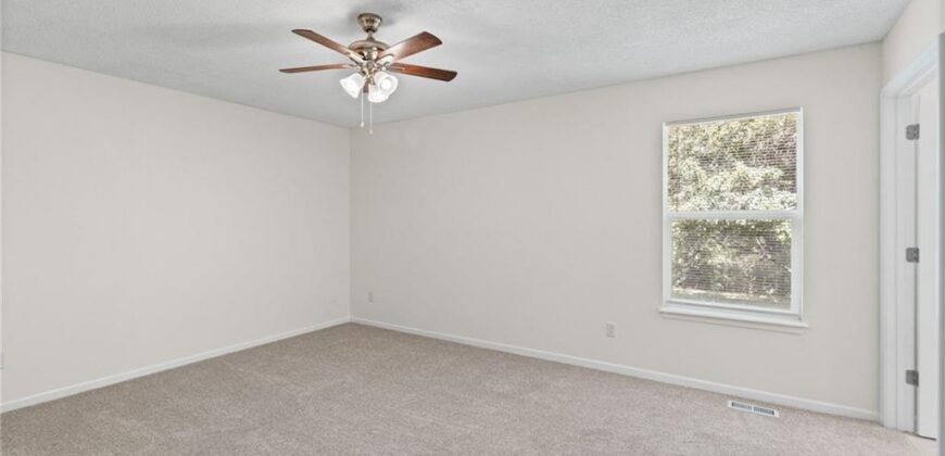 8620 NE 116th Street, Kansas City, MO 64157