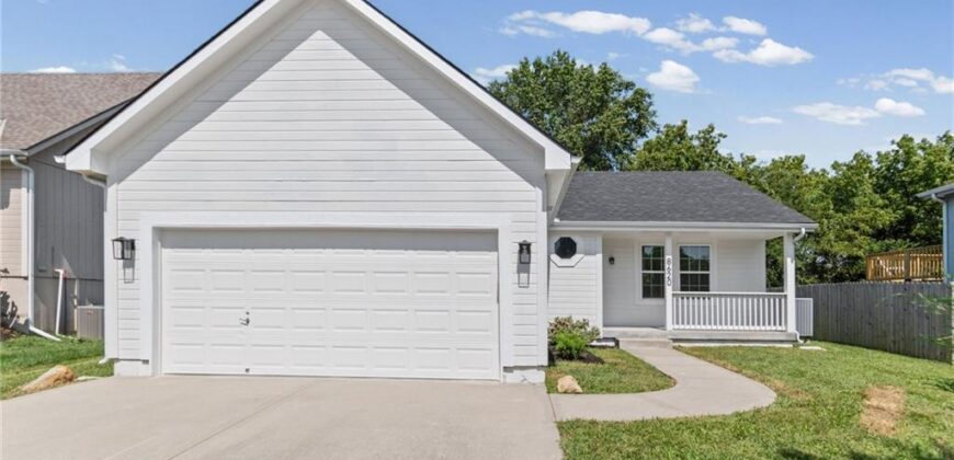 8620 NE 116th Street, Kansas City, MO 64157