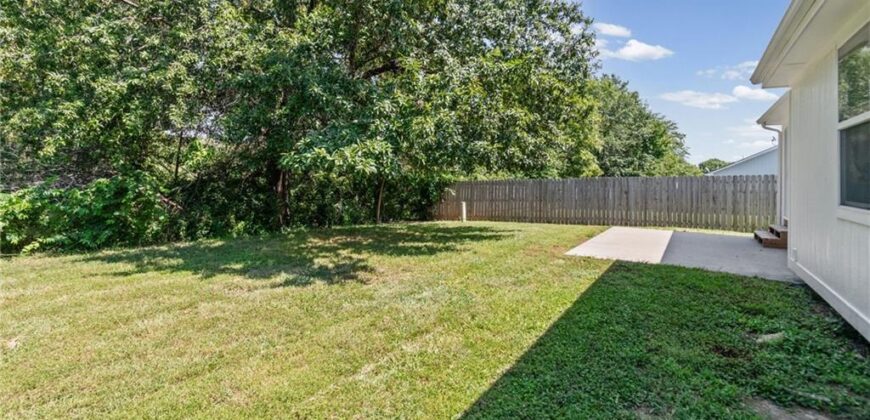8620 NE 116th Street, Kansas City, MO 64157
