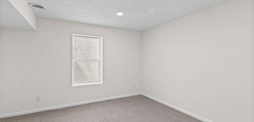 8620 NE 116th Street, Kansas City, MO 64157