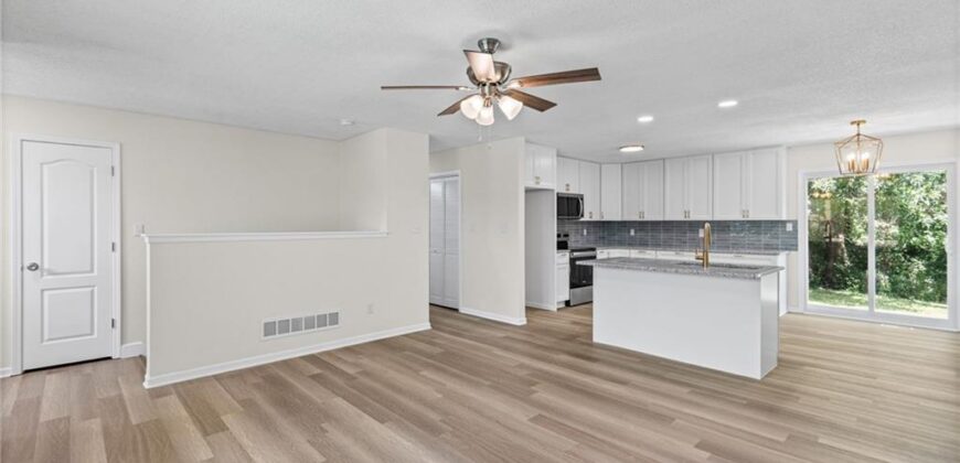 8620 NE 116th Street, Kansas City, MO 64157
