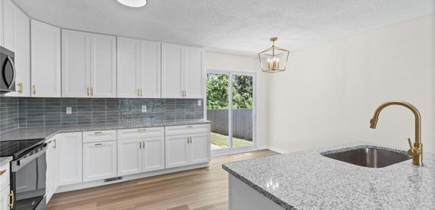 8620 NE 116th Street, Kansas City, MO 64157