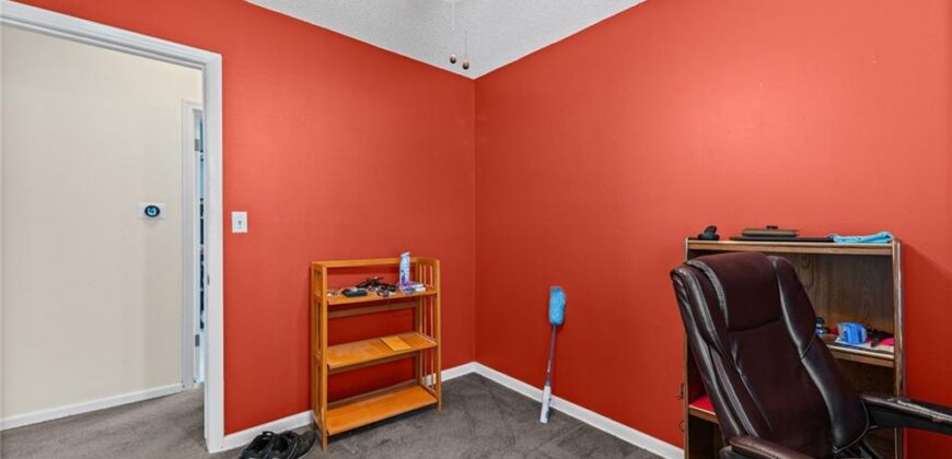 7017 N Montrose Avenue, Kansas City, MO 64151