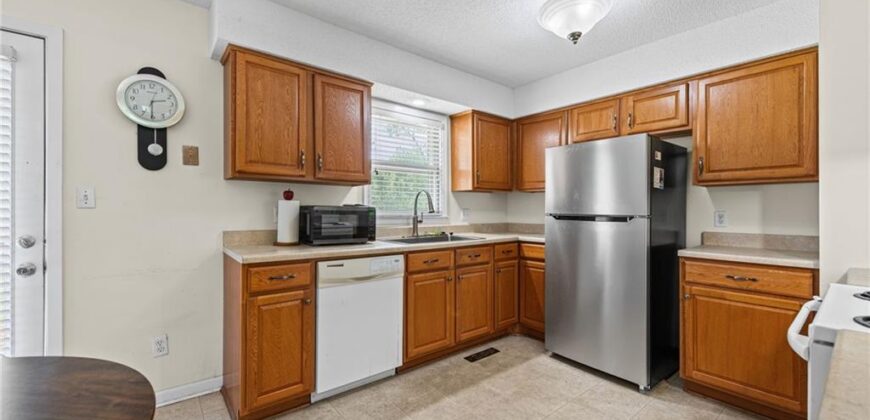 7017 N Montrose Avenue, Kansas City, MO 64151