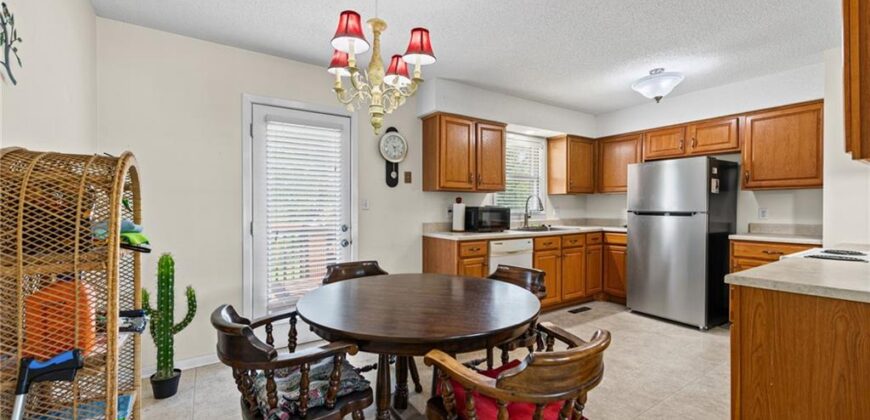 7017 N Montrose Avenue, Kansas City, MO 64151