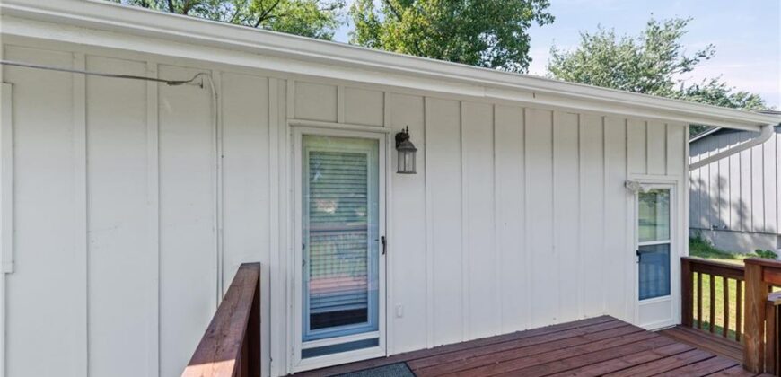 7017 N Montrose Avenue, Kansas City, MO 64151