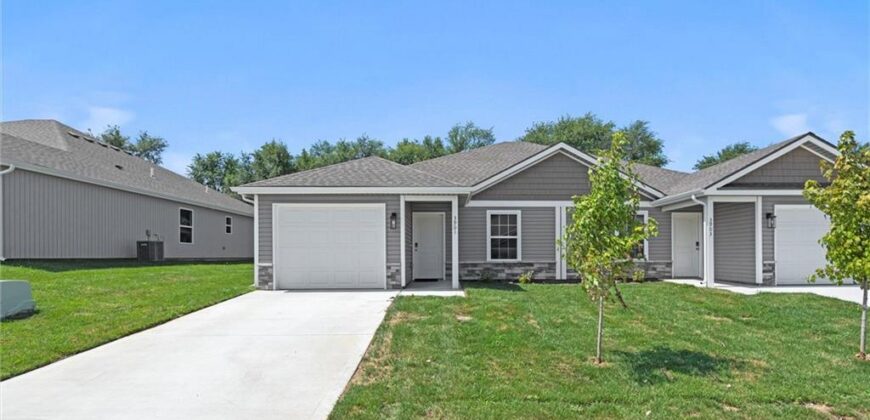 9313 N Adrian Avenue, Kansas City, MO 64154