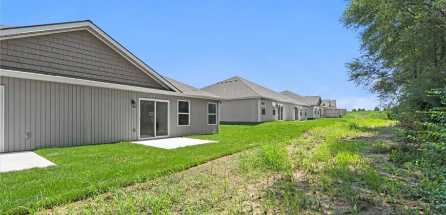 9313 N Adrian Avenue, Kansas City, MO 64154