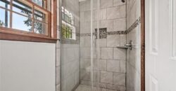1629 Dunwich Drive, Liberty, MO 64068