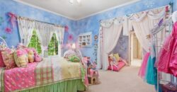 6001 N Cosby Avenue, Kansas City, MO 64151