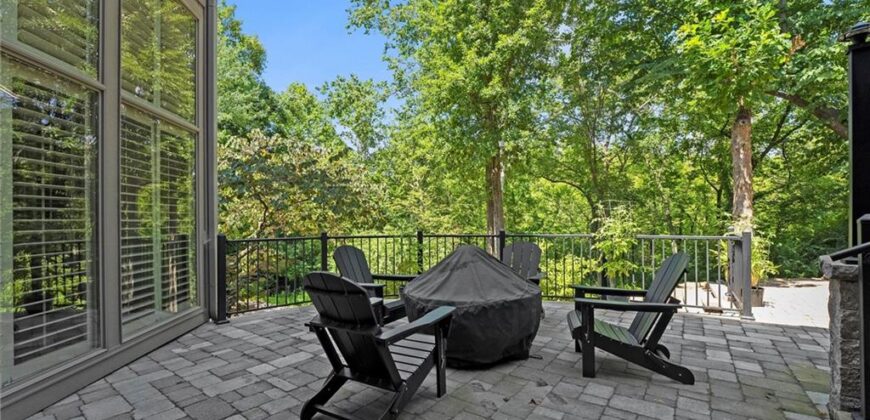 6001 N Cosby Avenue, Kansas City, MO 64151