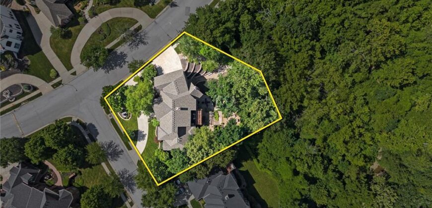 6001 N Cosby Avenue, Kansas City, MO 64151