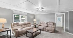 514 N MAPLE Avenue, Smithville, MO 64089
