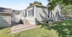 514 N MAPLE Avenue, Smithville, MO 64089