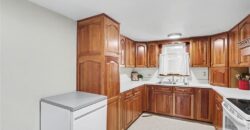 514 N MAPLE Avenue, Smithville, MO 64089