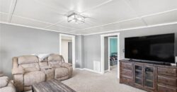 514 N MAPLE Avenue, Smithville, MO 64089