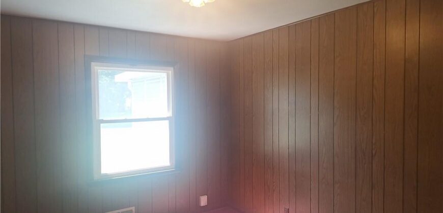 1001 NE 67th Terrace, Gladstone, MO 64118
