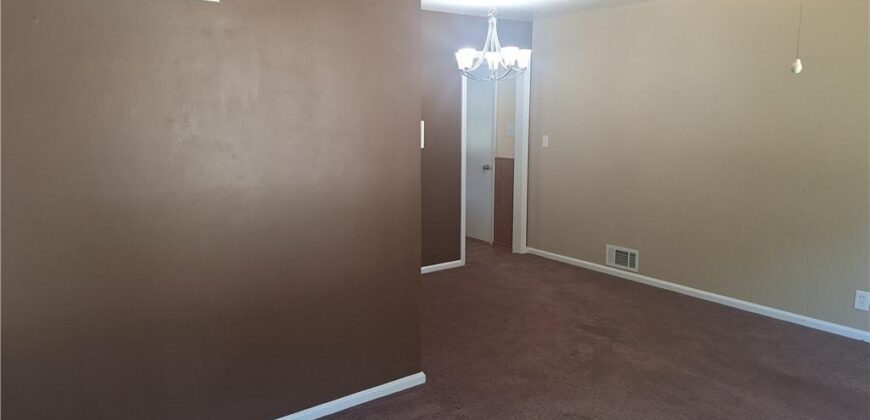 1001 NE 67th Terrace, Gladstone, MO 64118