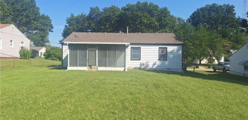 1001 NE 67th Terrace, Gladstone, MO 64118