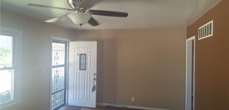 1001 NE 67th Terrace, Gladstone, MO 64118