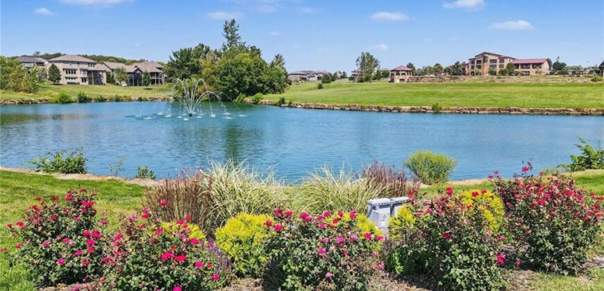 12725 N Overbrook Drive, Platte City, MO 64079