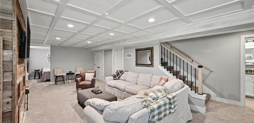 12725 N Overbrook Drive, Platte City, MO 64079