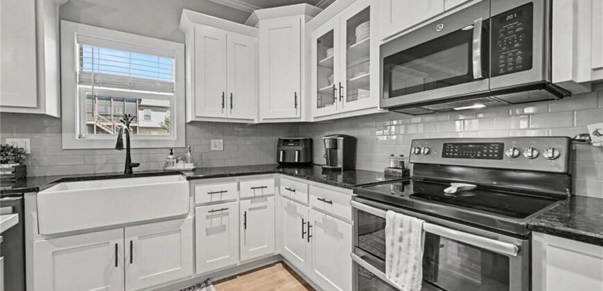 12725 N Overbrook Drive, Platte City, MO 64079