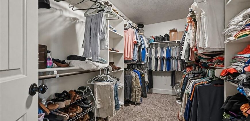 12725 N Overbrook Drive, Platte City, MO 64079