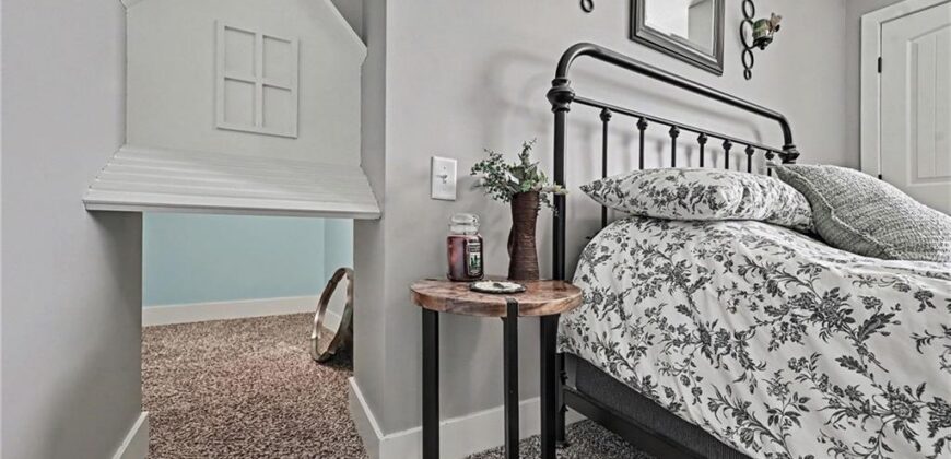 12725 N Overbrook Drive, Platte City, MO 64079