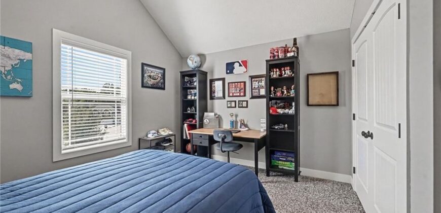 12725 N Overbrook Drive, Platte City, MO 64079