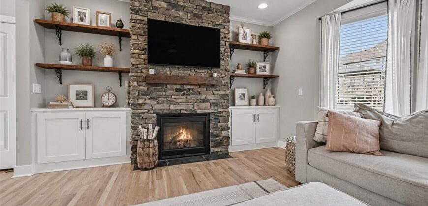 12725 N Overbrook Drive, Platte City, MO 64079
