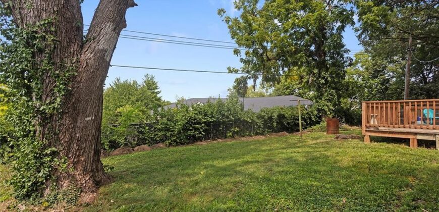 24 Virginia Drive, Liberty, MO 64068