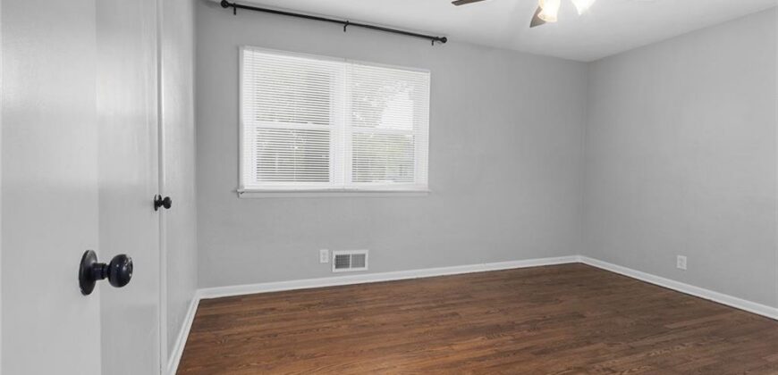 24 Virginia Drive, Liberty, MO 64068